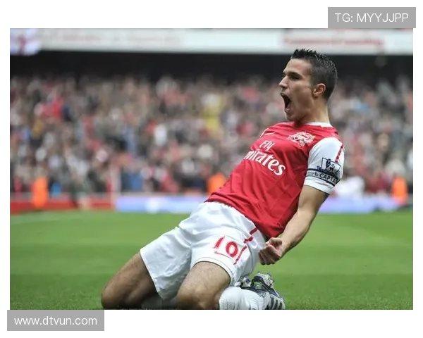 足球明星被扔钱事件引发热议背后的故事与真相揭秘