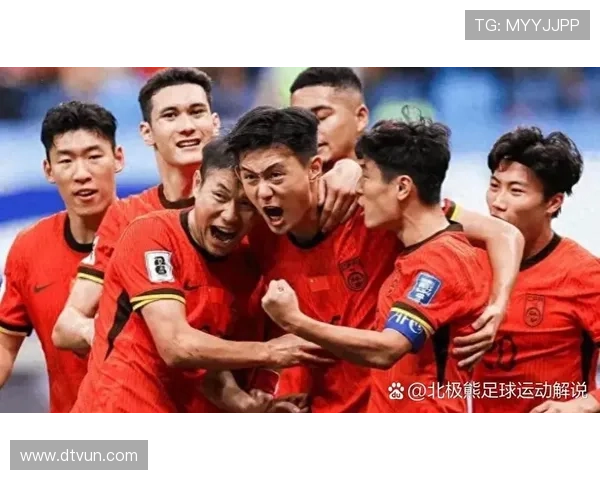 足球明星跪地求饶背后的故事揭示了体育精神与人性的复杂交织